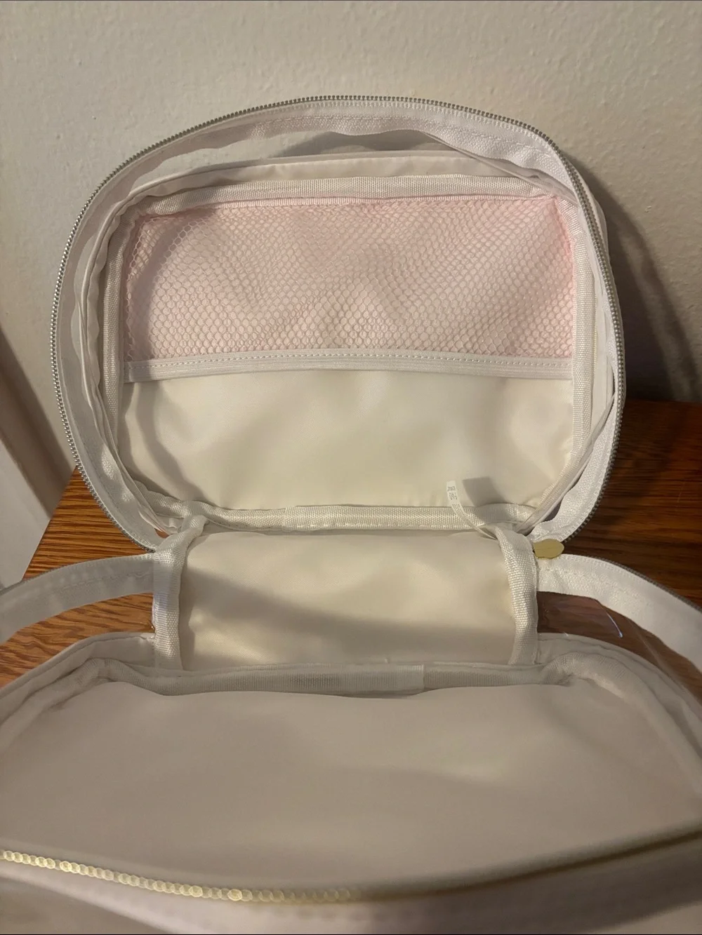 FAO Schwarz cosmetic bag